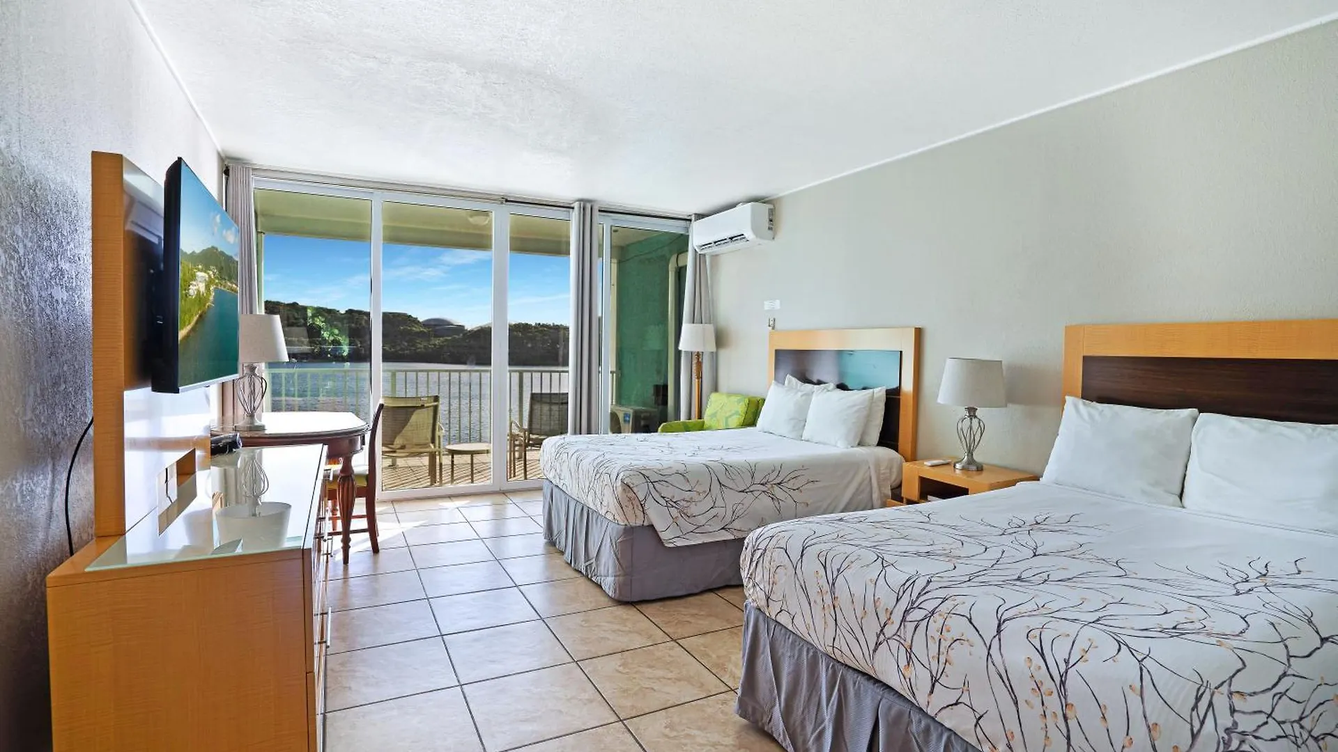 Lindbergh Bay Hotel Altona 3*,  الجزر العذراء الأمريكية