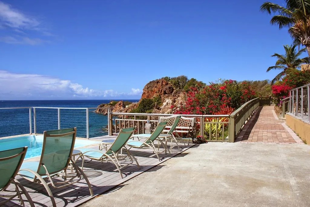 Lindbergh Bay Hotel location